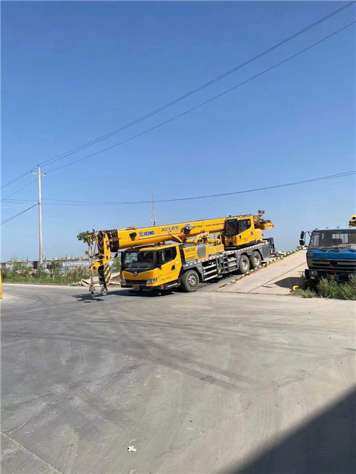 宝丰县吊车作业时，可能会产生哪些额外收费项目？